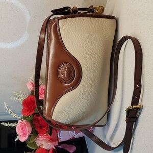 USA 🇺🇸 Vintage DOONEY & BOURKE pebbled leather crossbody bag
